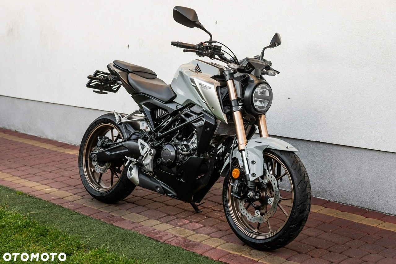Honda CB - 2