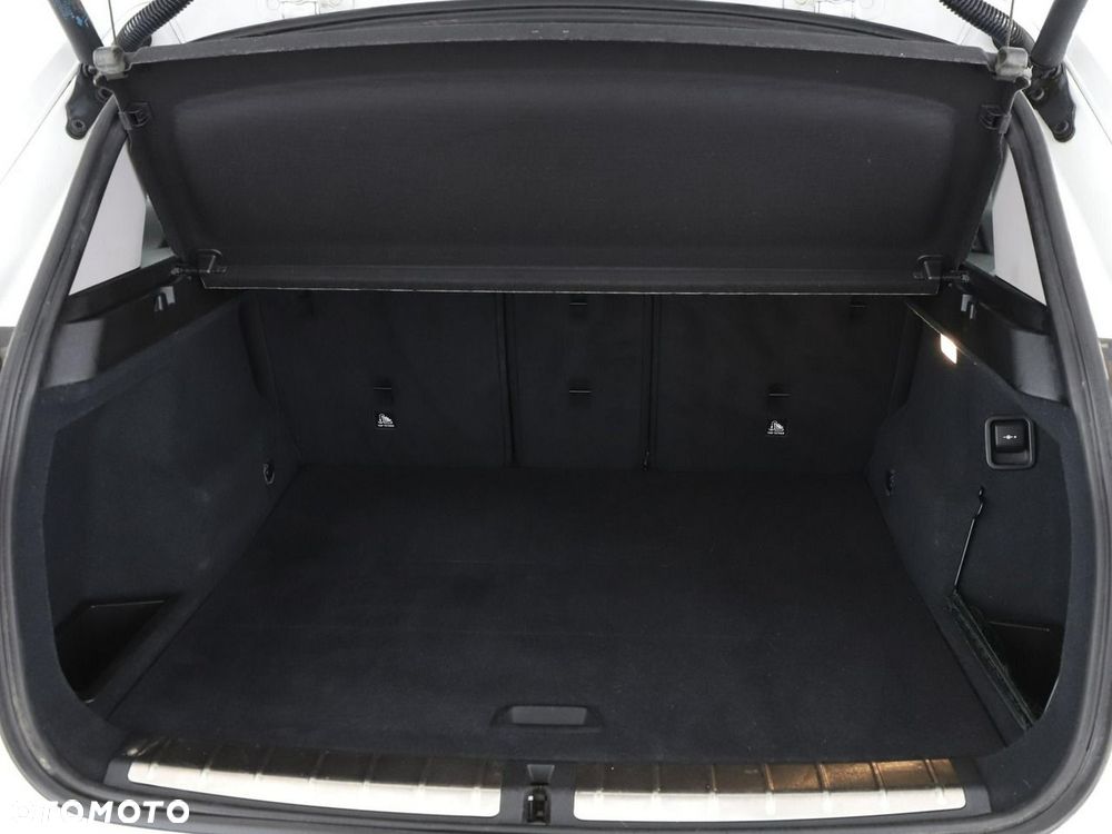 BMW X1 xDrive20d xLine - 21