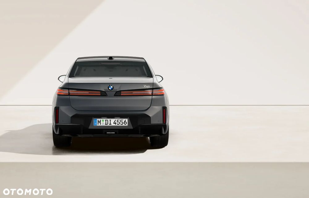 BMW Seria 7 - 9