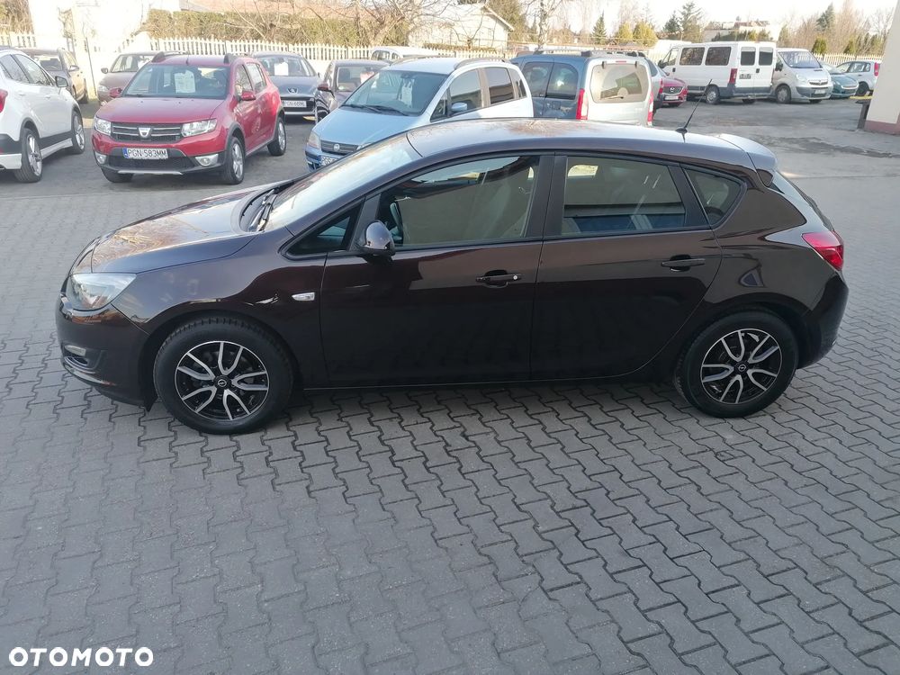 Opel Astra - 11