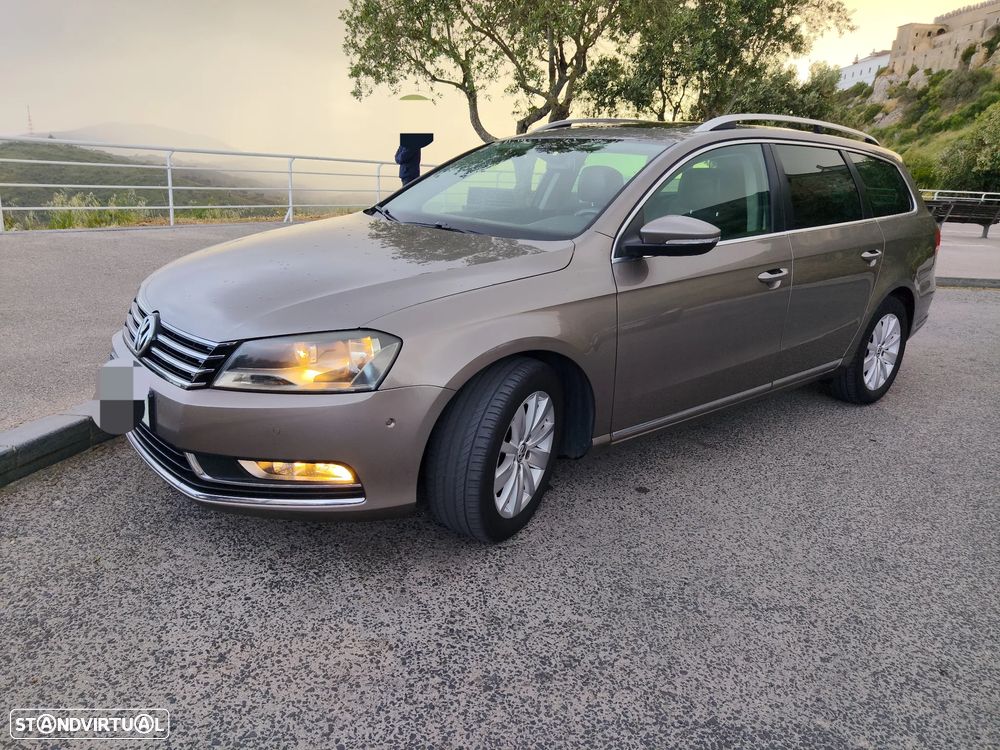 VW Passat 1.6 TDI Confortline - 9