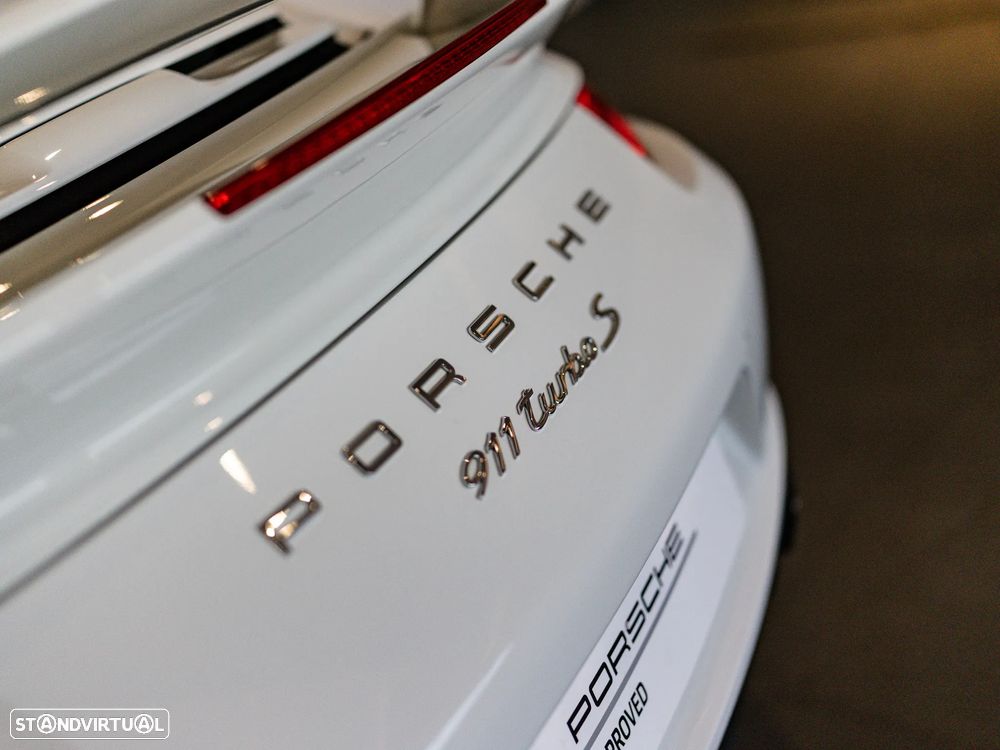 Porsche 911 (991) Turbo S Cabriolet - 30