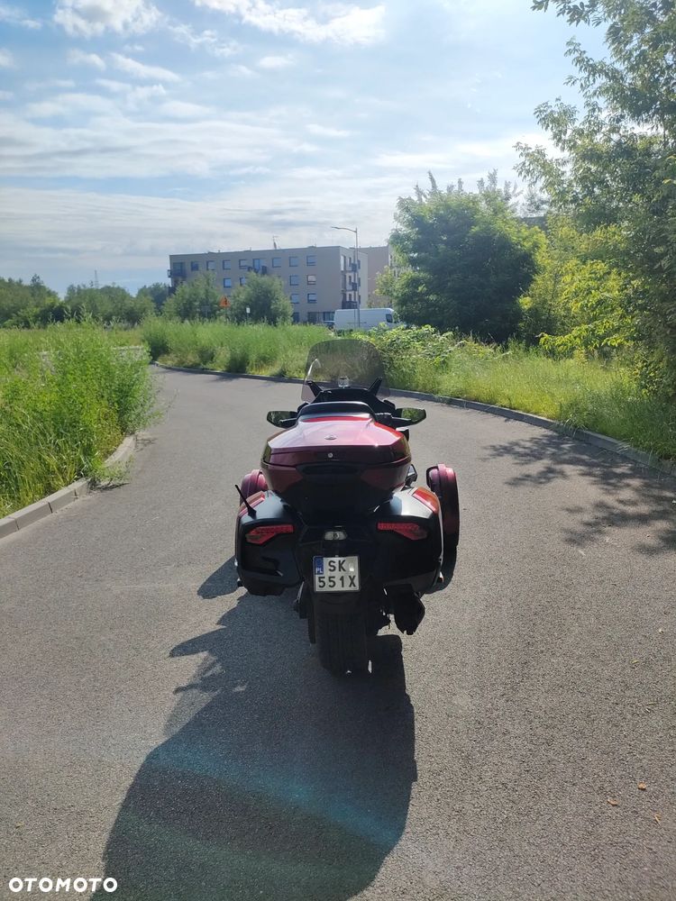 Can-Am Spyder - 6