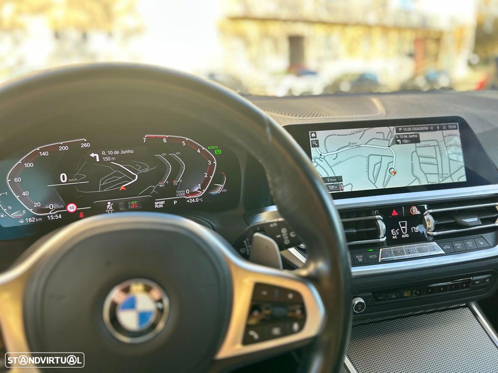 BMW 330 i Aut. M Sport - 28