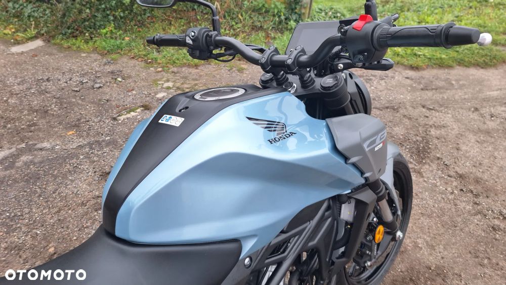 Honda CB - 9