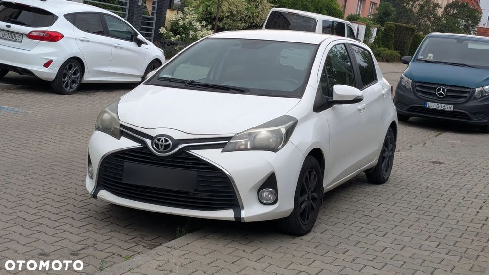 Toyota Yaris 1.33 Premium - 2