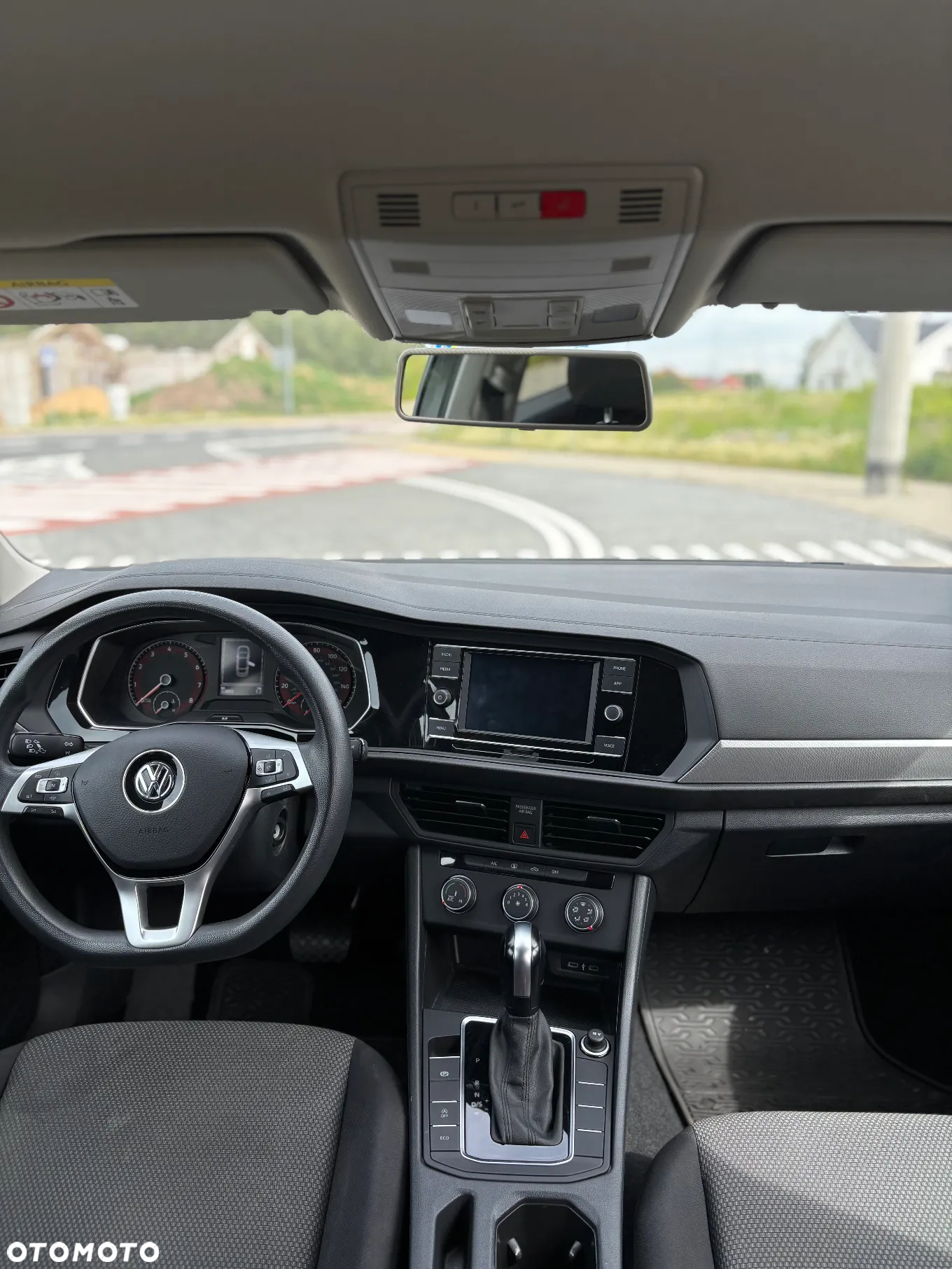 Volkswagen Jetta - 13