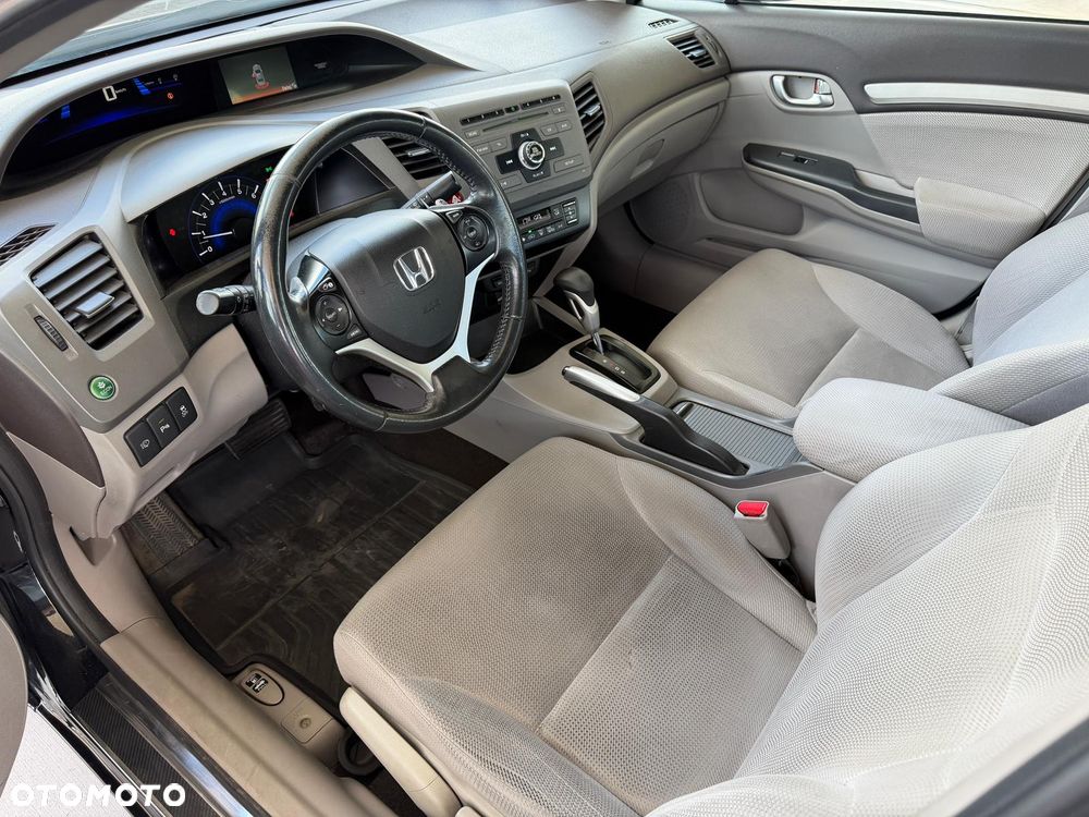 Honda Civic 1.8 Executive - 9