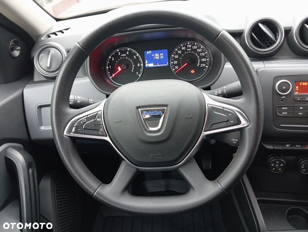 Dacia Duster 1.6 SCe Laureate S&S - 30