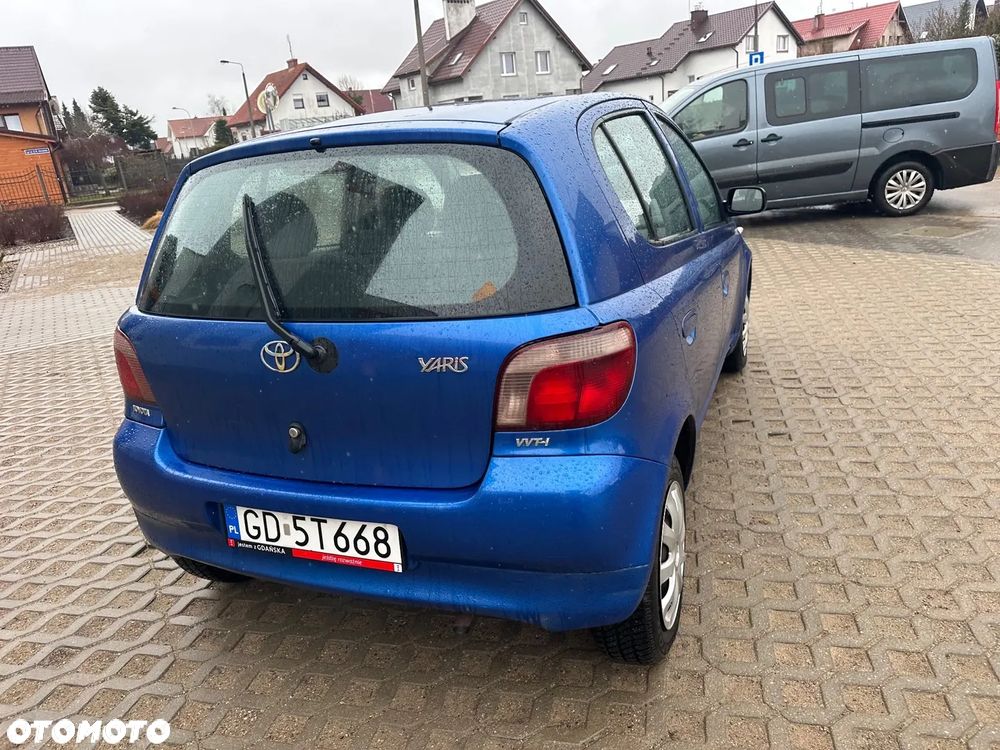 Toyota Yaris 1.0 Luna - 6
