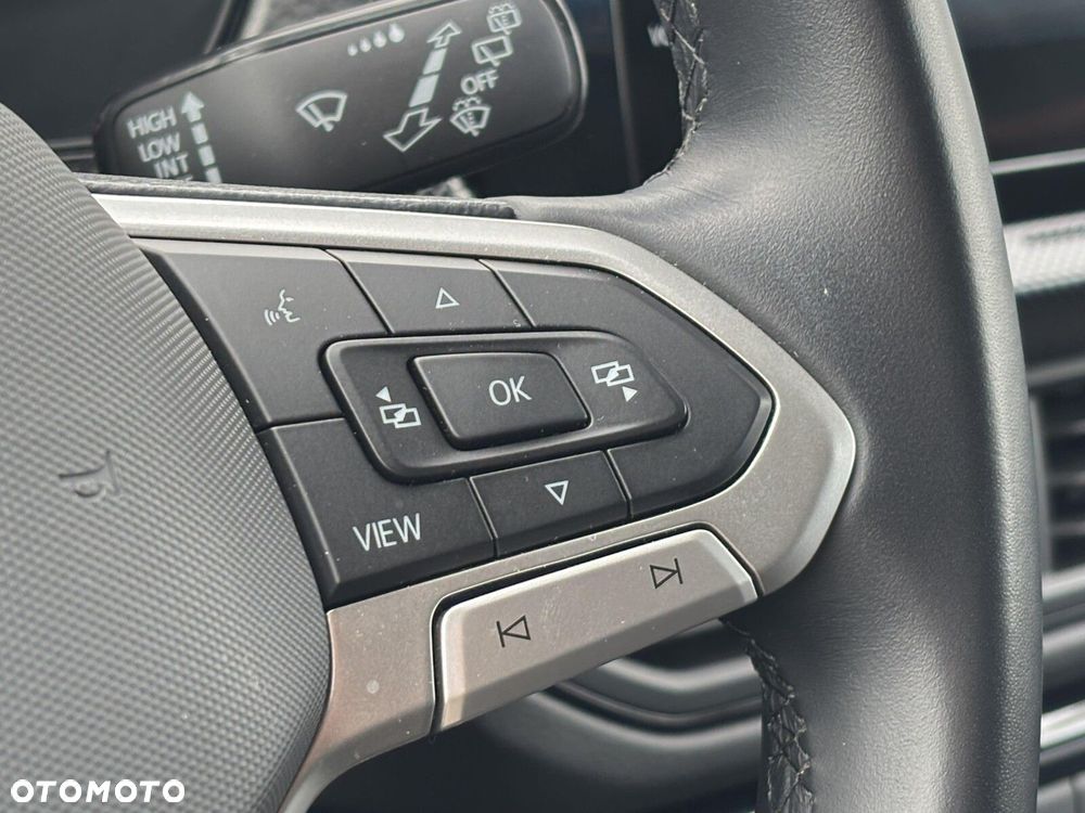 Volkswagen T-Cross - 19