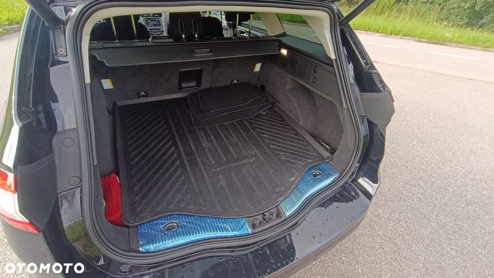 Ford Mondeo 2.0 EcoBoost Titanium - 9