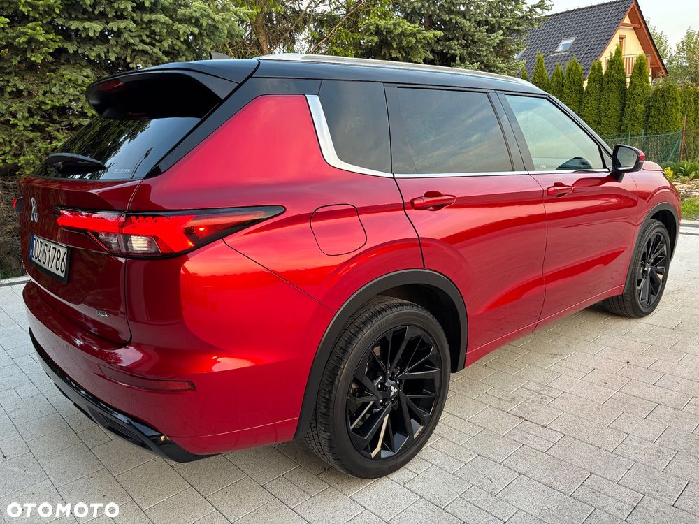 Mitsubishi Outlander - 12