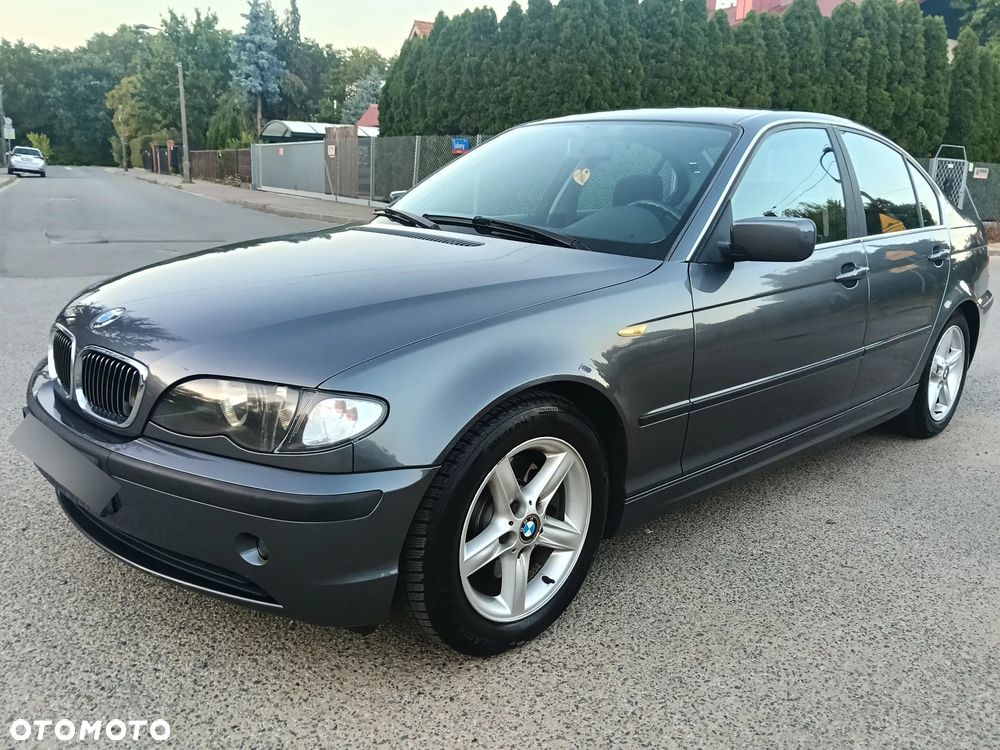BMW Seria 3 325i Edition Sport - 6