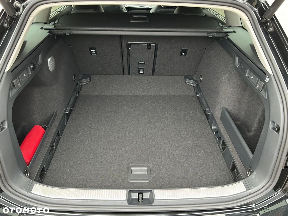 Volkswagen Passat Variant - 28