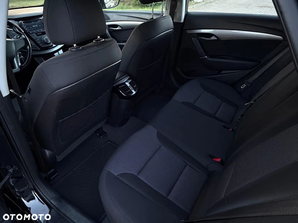 Hyundai i40 Kombi 1.6 Trend - 24