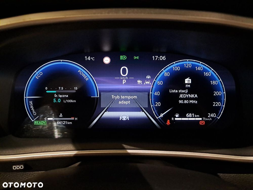 Toyota Corolla Cross - 13