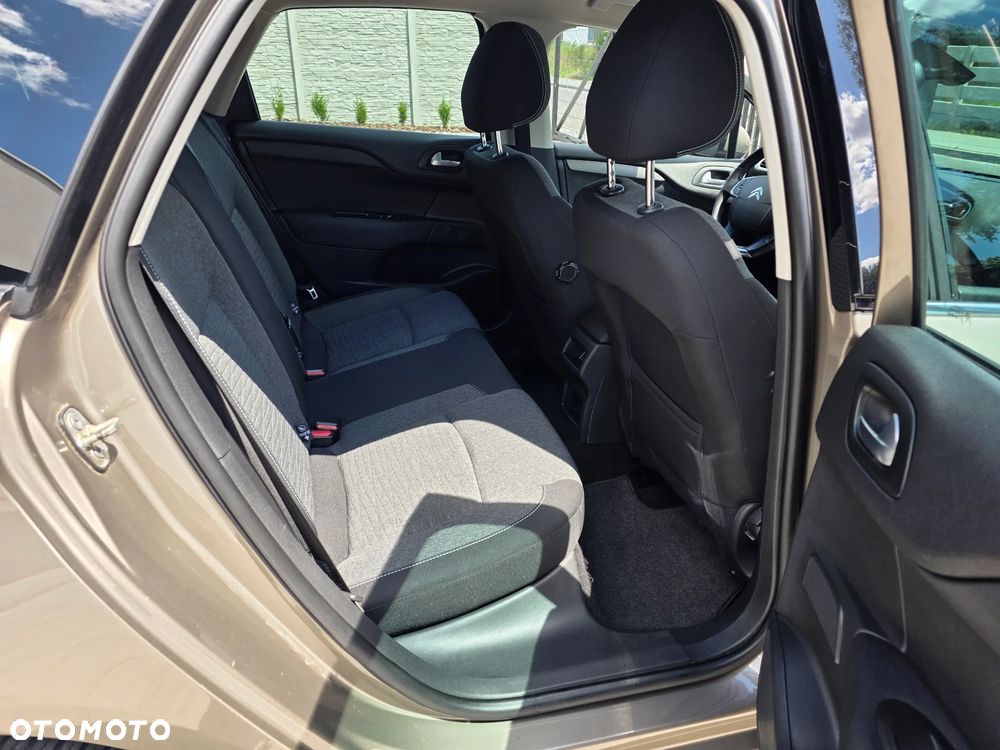 Citroën C4 1.2 e-THP Selection - 11