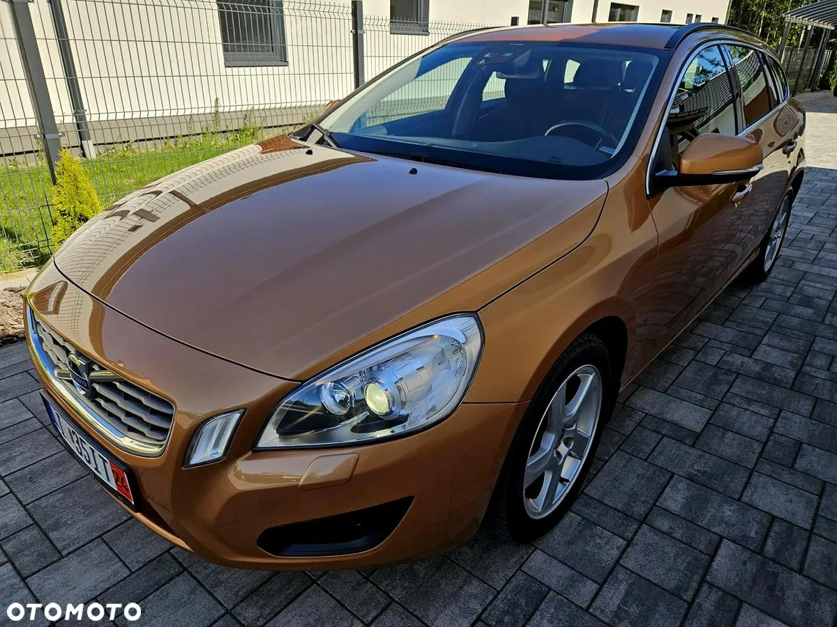 Volvo V60 D3 Summum - 29