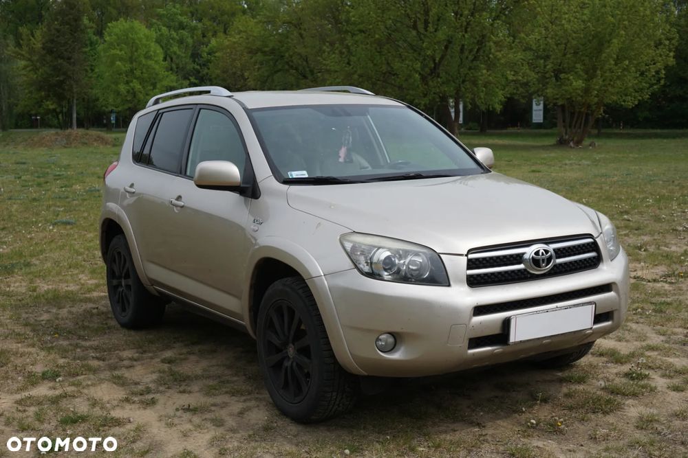 Toyota RAV4 2.2 D-4D Sol 180 - 2