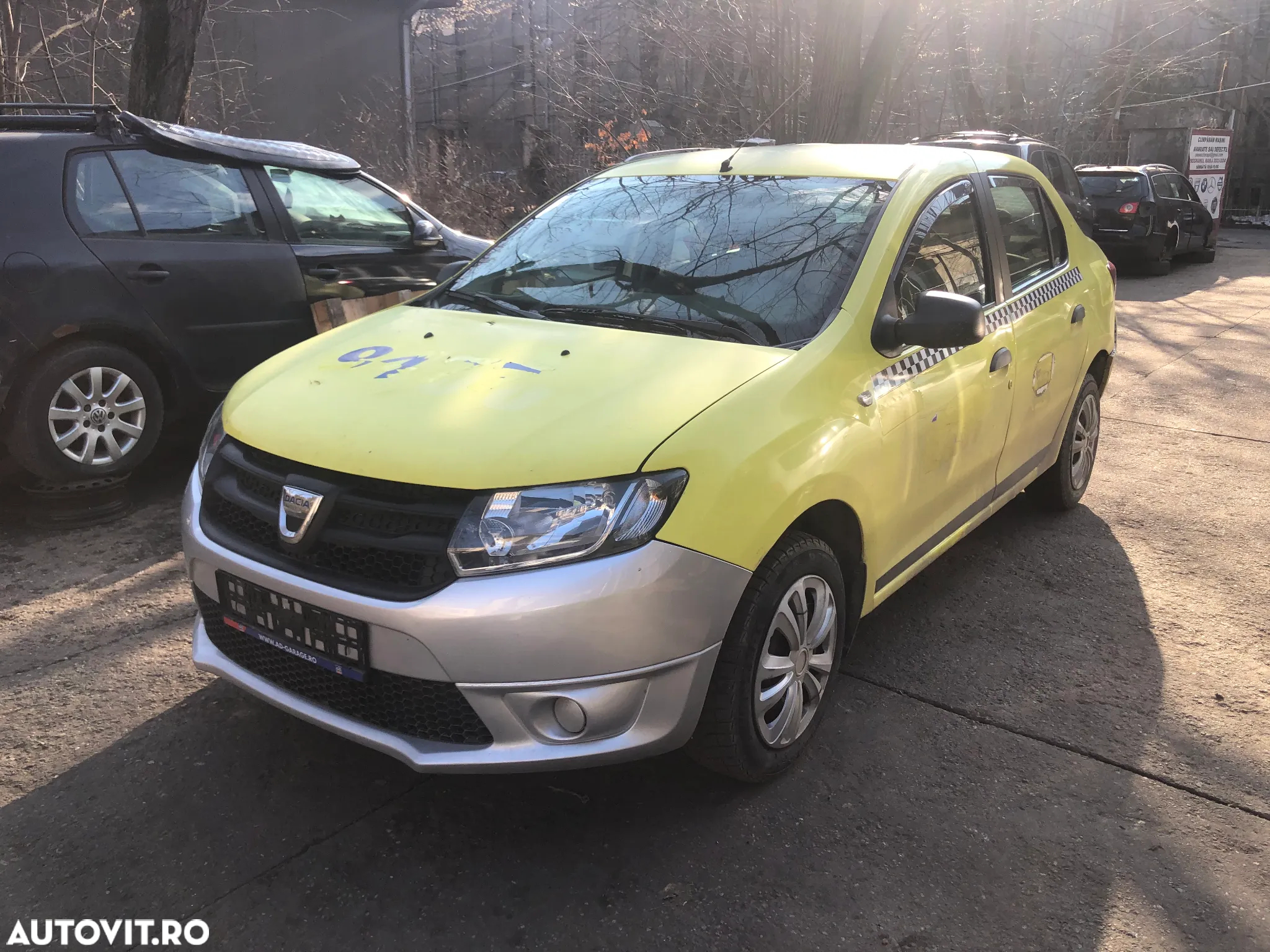 Dezmembrez Dacia Logan II 2014 1.2 benzina galben alb - 2
