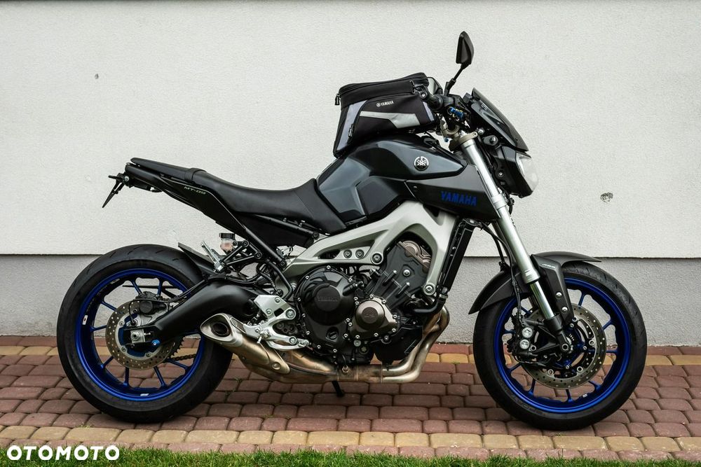 Yamaha MT - 3