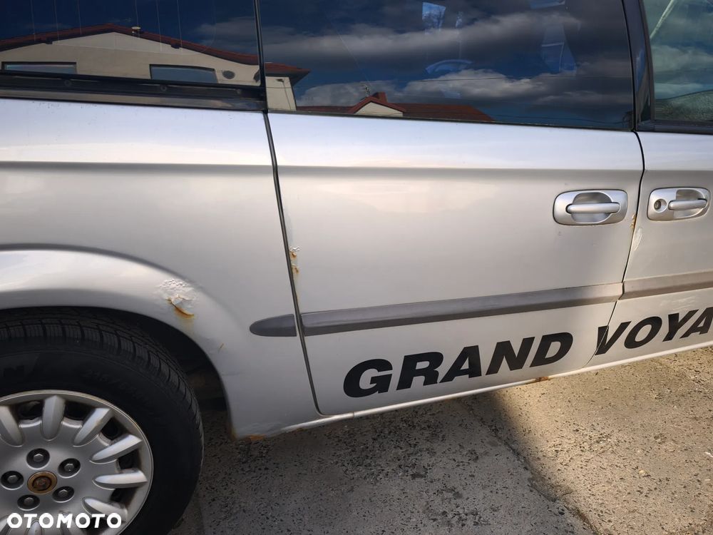 Chrysler Grand Voyager 2.5L CRD LX - 5
