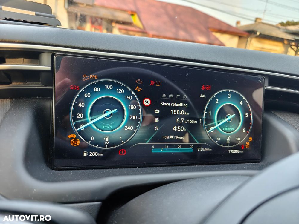 Hyundai Tucson - 8