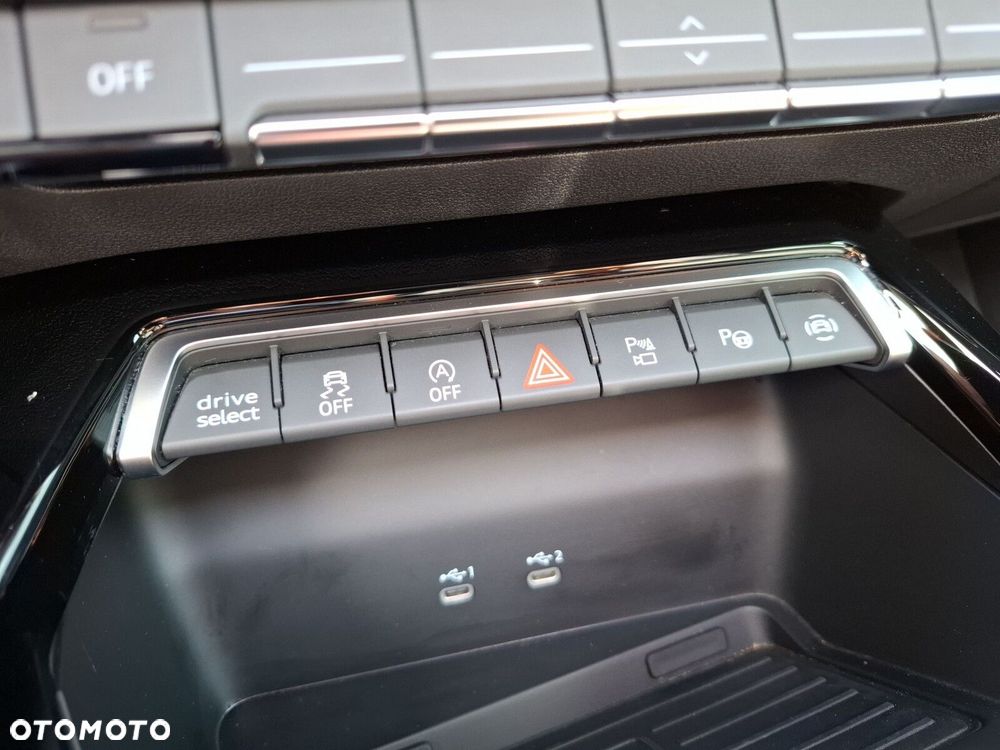 Audi RS3 Limousine TFSI Quattro S tronic - 27