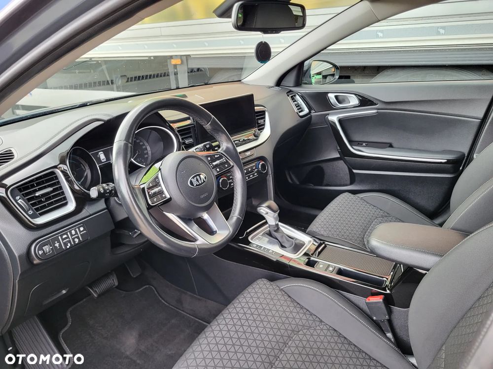 Kia Ceed 1.6 GDI PHEV XL DCT - 16