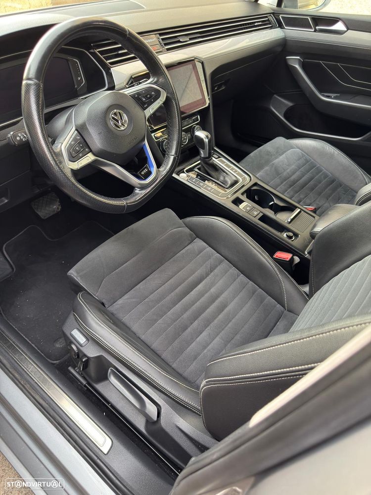 VW Passat - 10