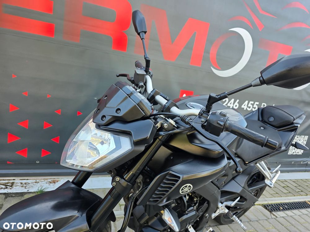 Yamaha MT - 12
