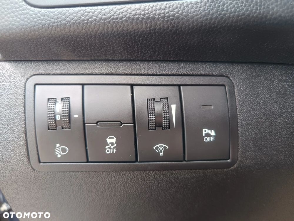 Kia Venga 1.6 CRDi 128 Dream Team Edition - 32