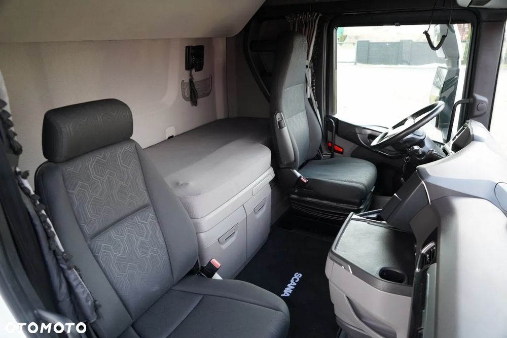 Scania S 450 / KLIMA POSTOJOWA / CAŁA NA PODUSZKACH / NAVI - 35