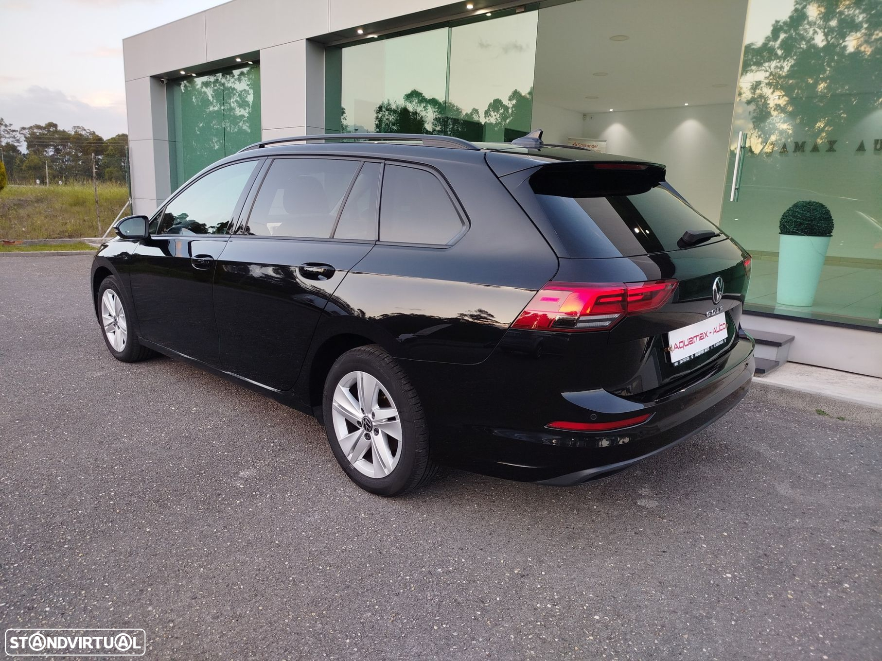 VW Golf Variant 2.0 TDi Life - 24