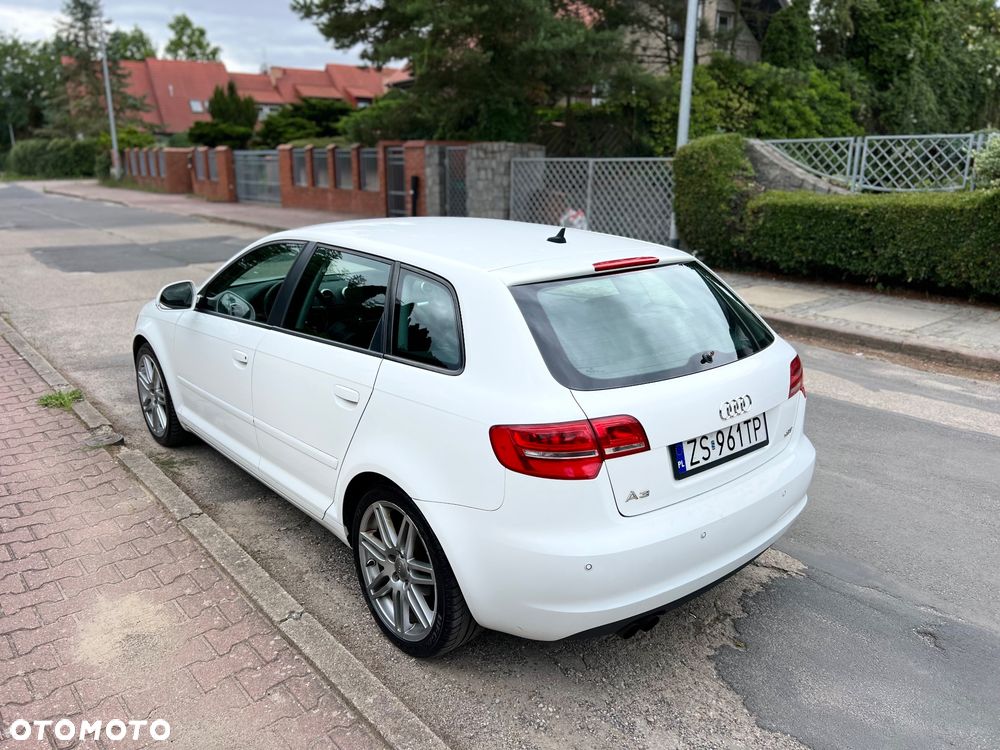 Audi A3 Sportback 1.8 TFSI S line Sportpaket (plus) - 11