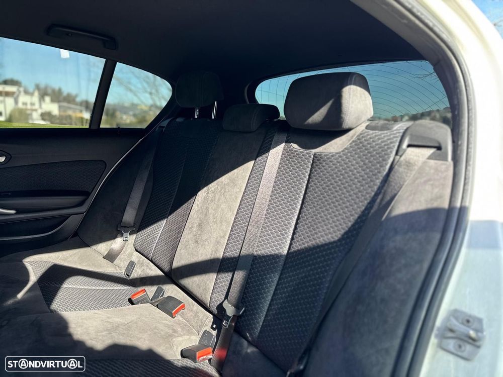 BMW 120 d Pack M Auto - 11