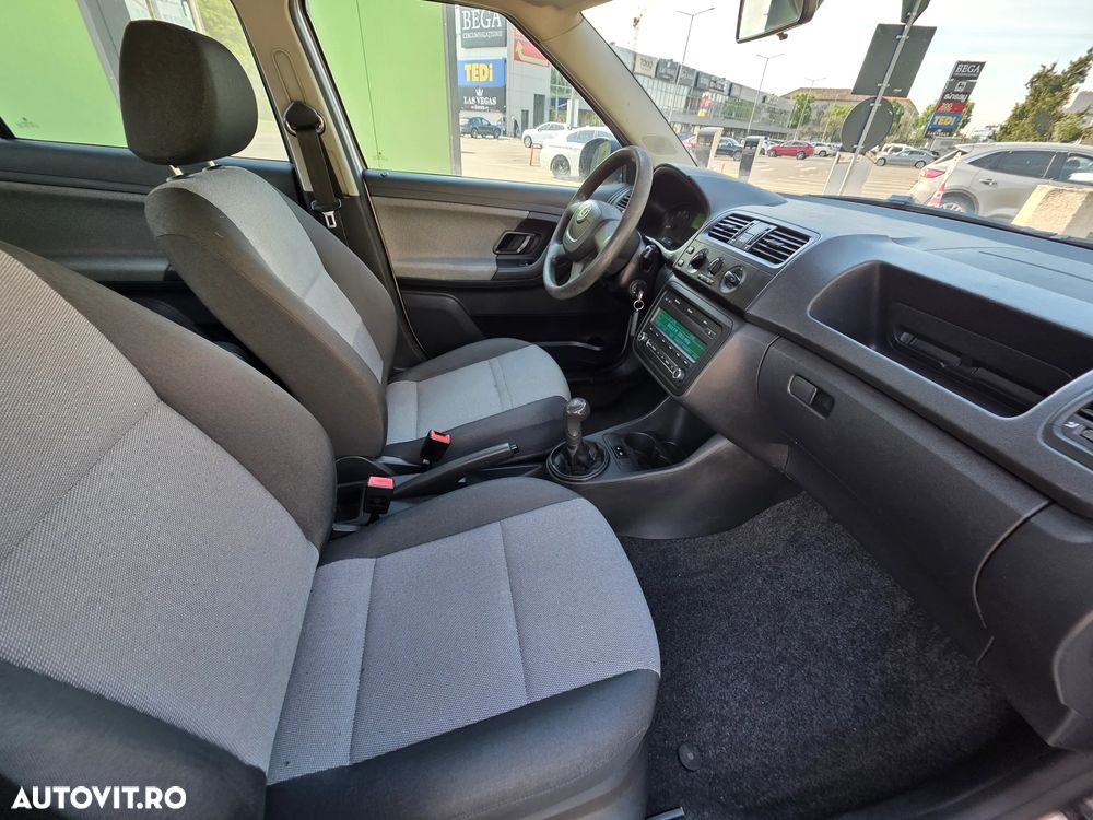 Skoda Fabia 1.2 TSI Active - 8