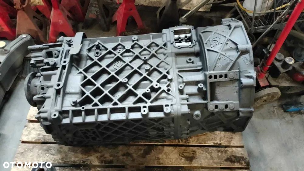Skrzynia biegów ZF Ecosplit 16S151 - 1