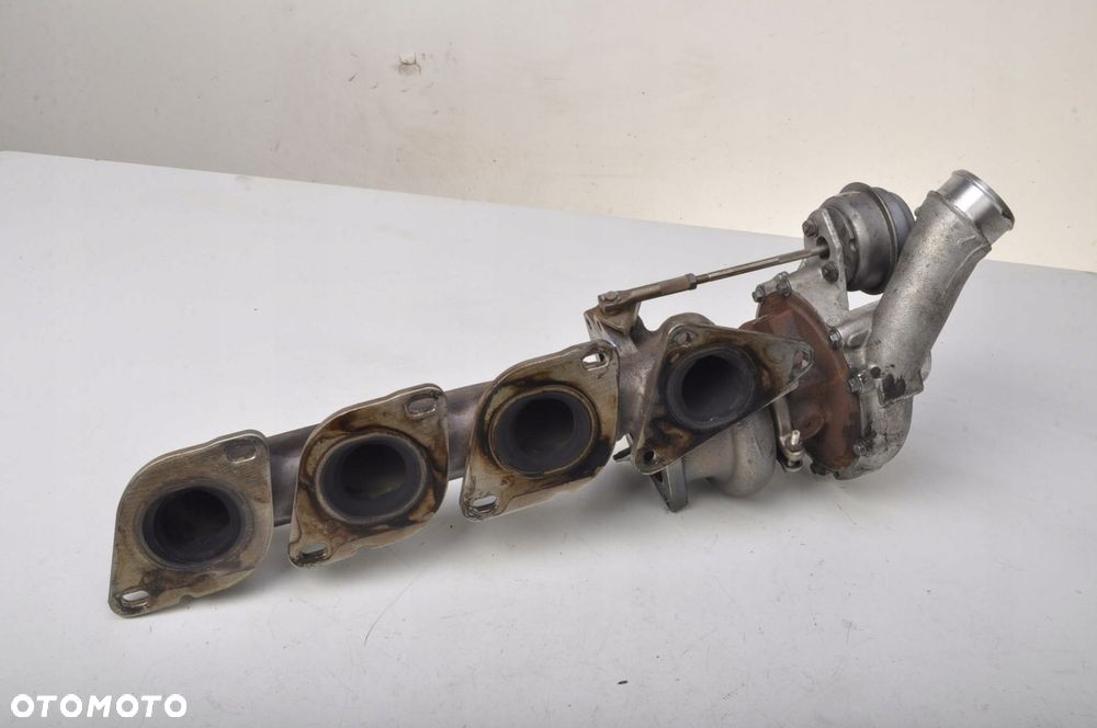 W212 E63 AMG 5.5 V8 558KM TURBINA A1570900780 - 4