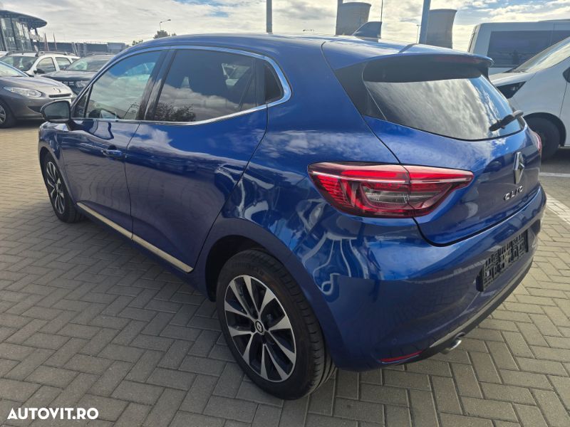 Renault Clio - 23