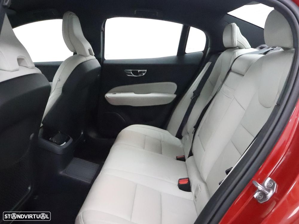 Volvo S60 2.0 T8 PHEV Inscription AWD - 5