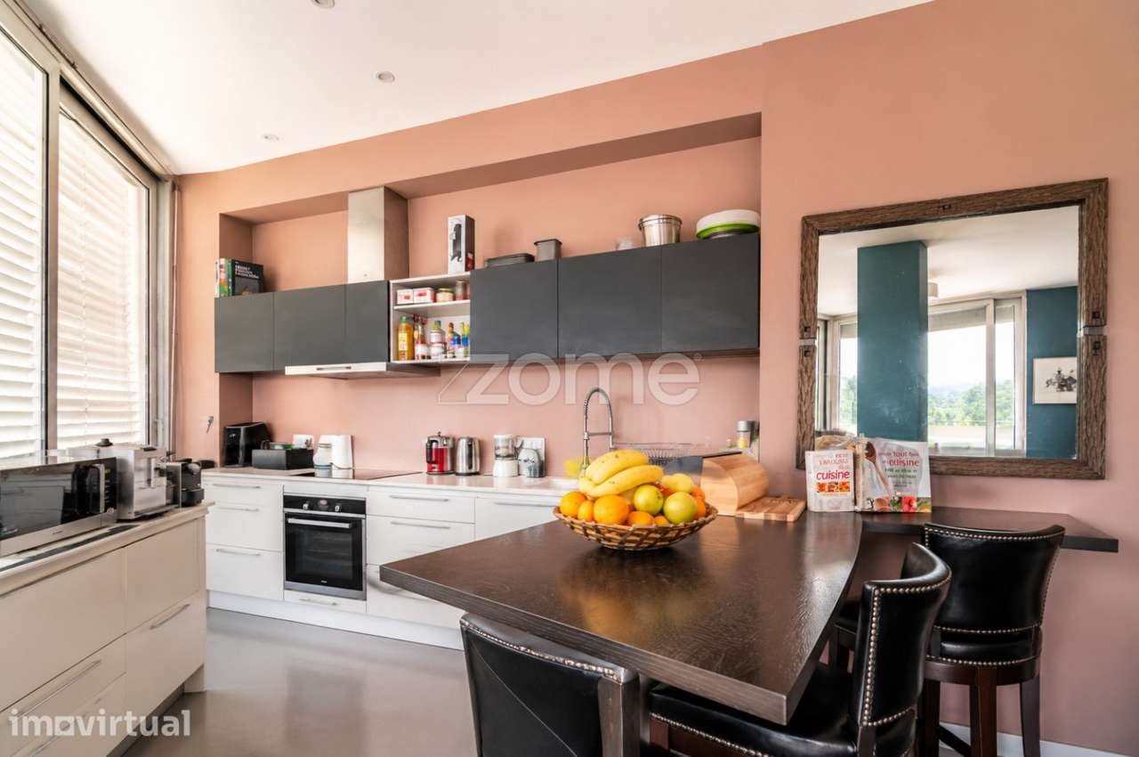 Apartamento T4 Duplex Rua Serralves - Grande imagem: 4/16