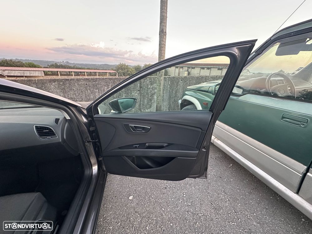 SEAT Leon ST 1.6 TDI Style Ecomotive - 28