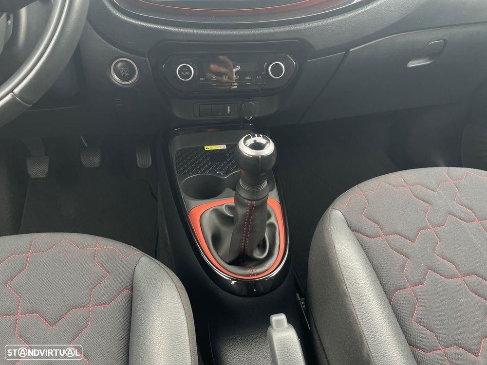 Toyota Aygo X 1.0 Envy - 22