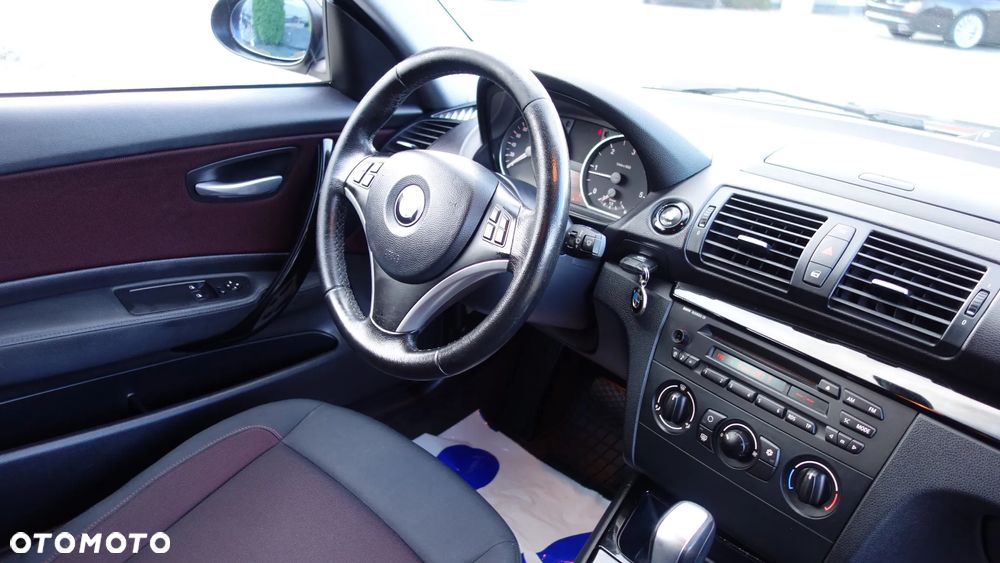 BMW Seria 1 118d DPF Edition Sport - 28