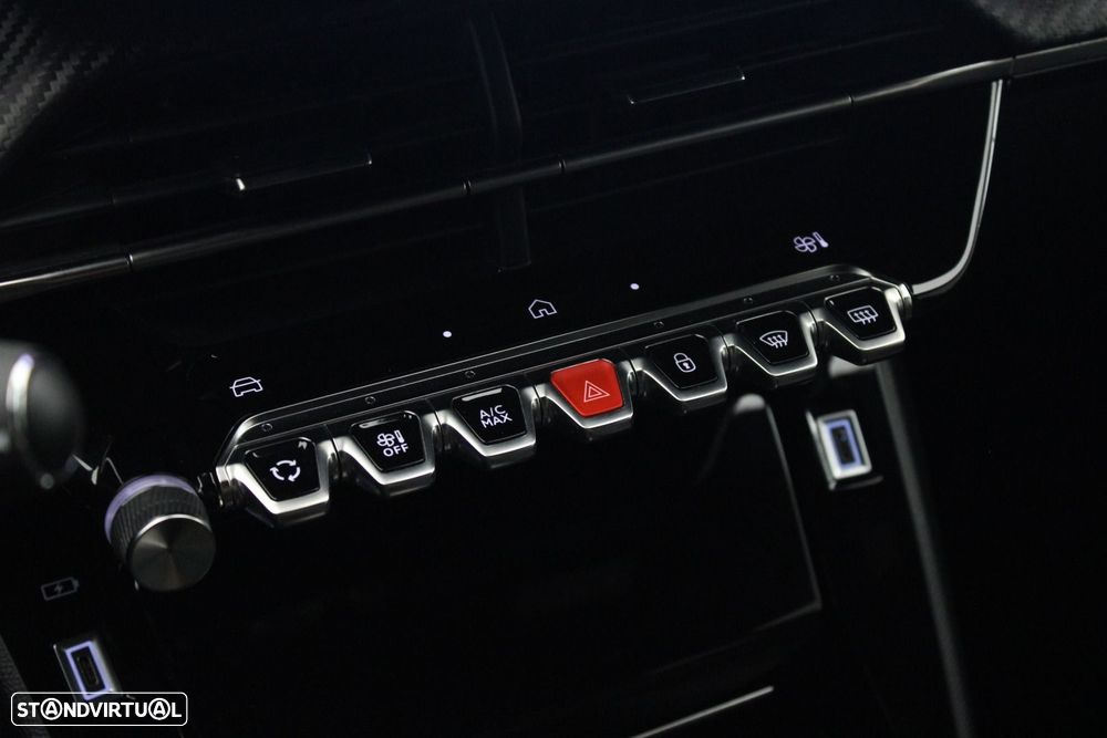 Peugeot e-2008 54 kWh Allure - 25