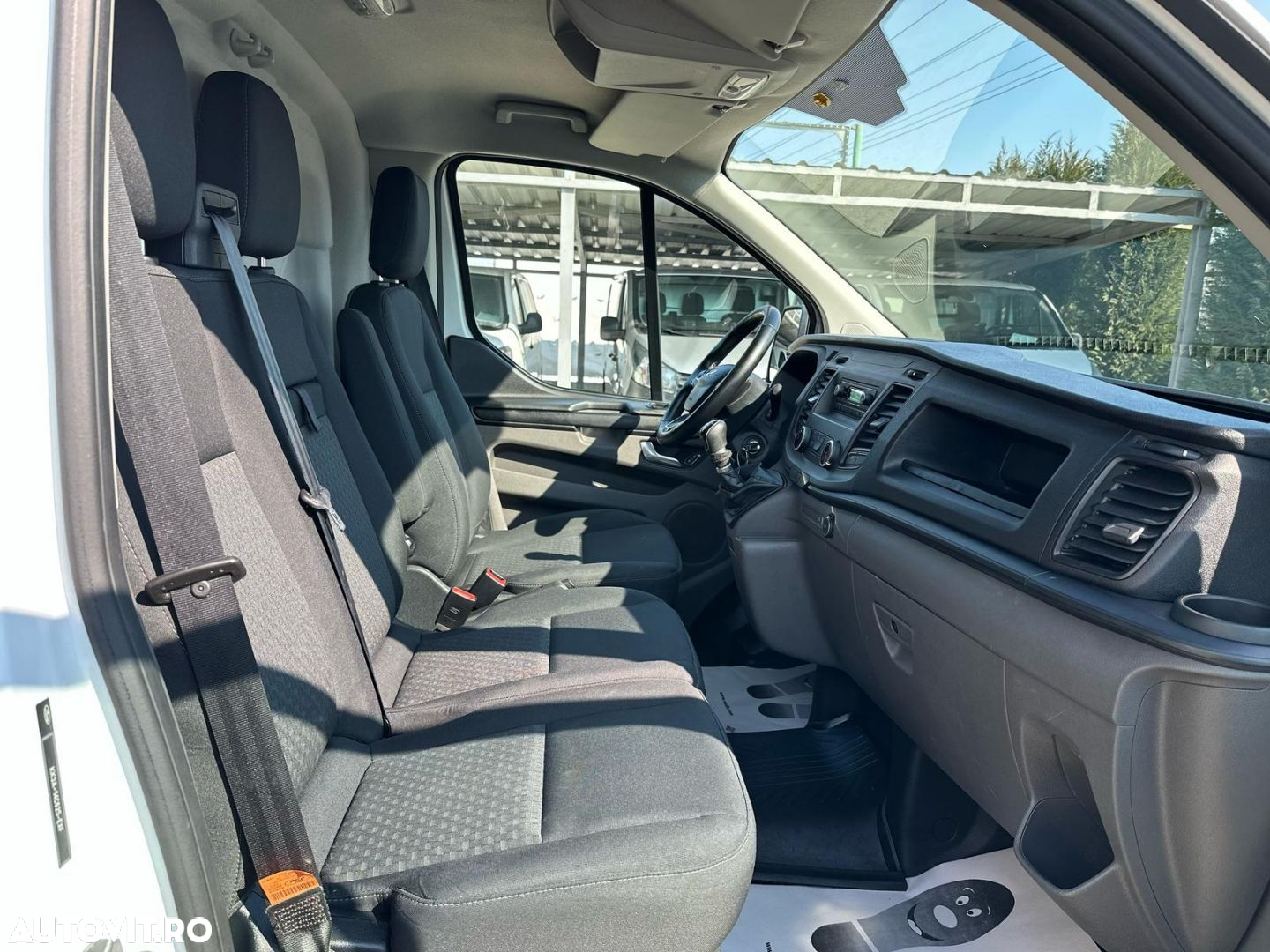 Ford Transit Custom - 12