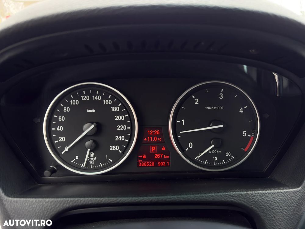 BMW X5 xDrive40d - 16