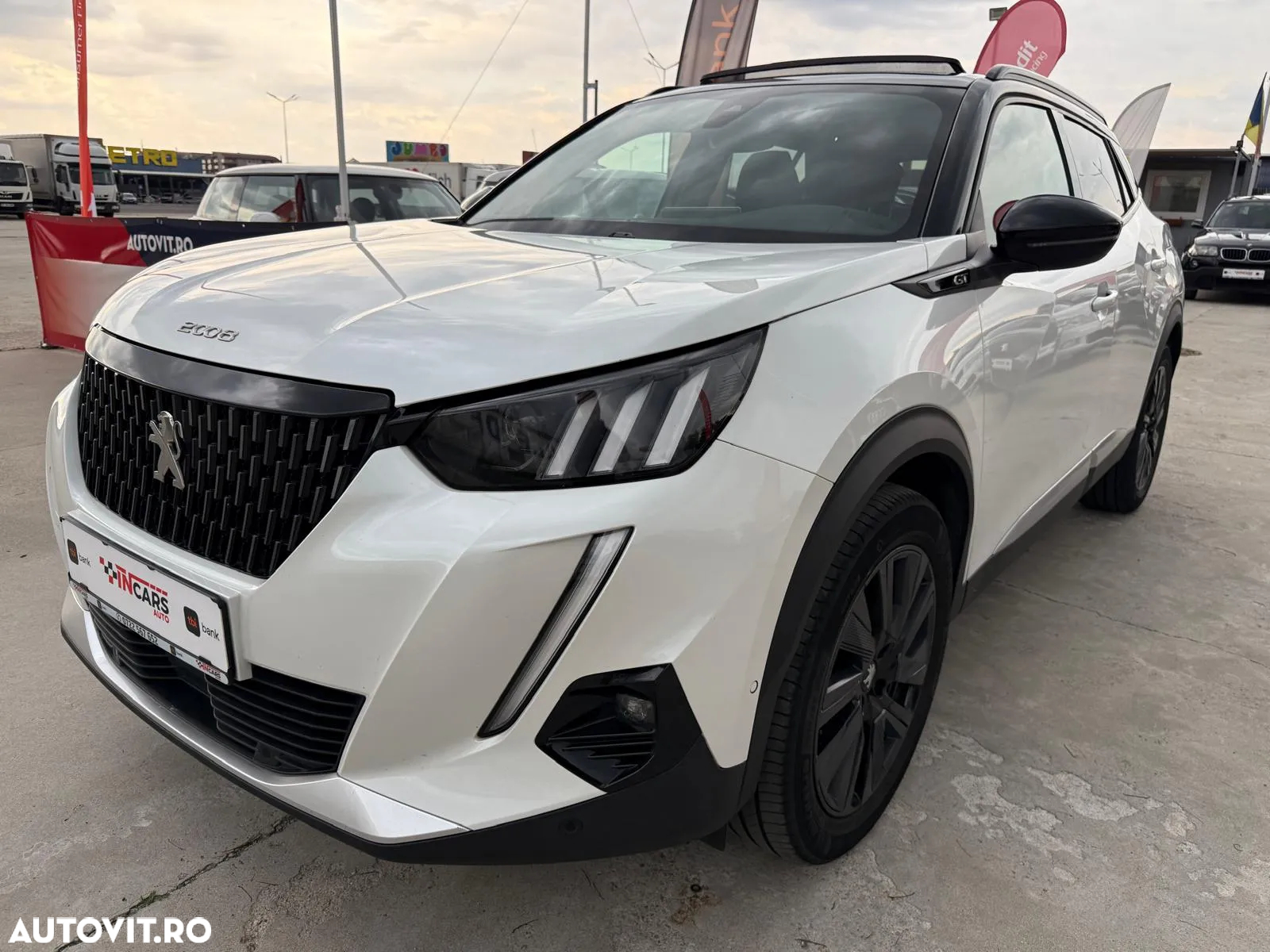 Peugeot 2008 PureTech 155 EAT8 GT Pack - 10